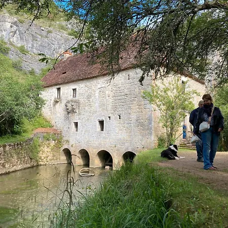 Montagnac Holiday home *